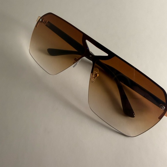 Designer Shield Sunglasses with Gradient Brown Lenses - Picture 2 of 3